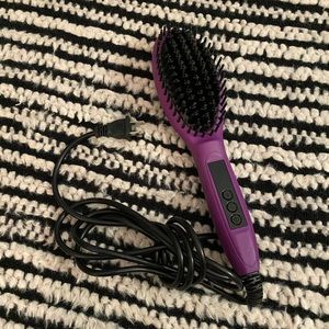 straightener brush